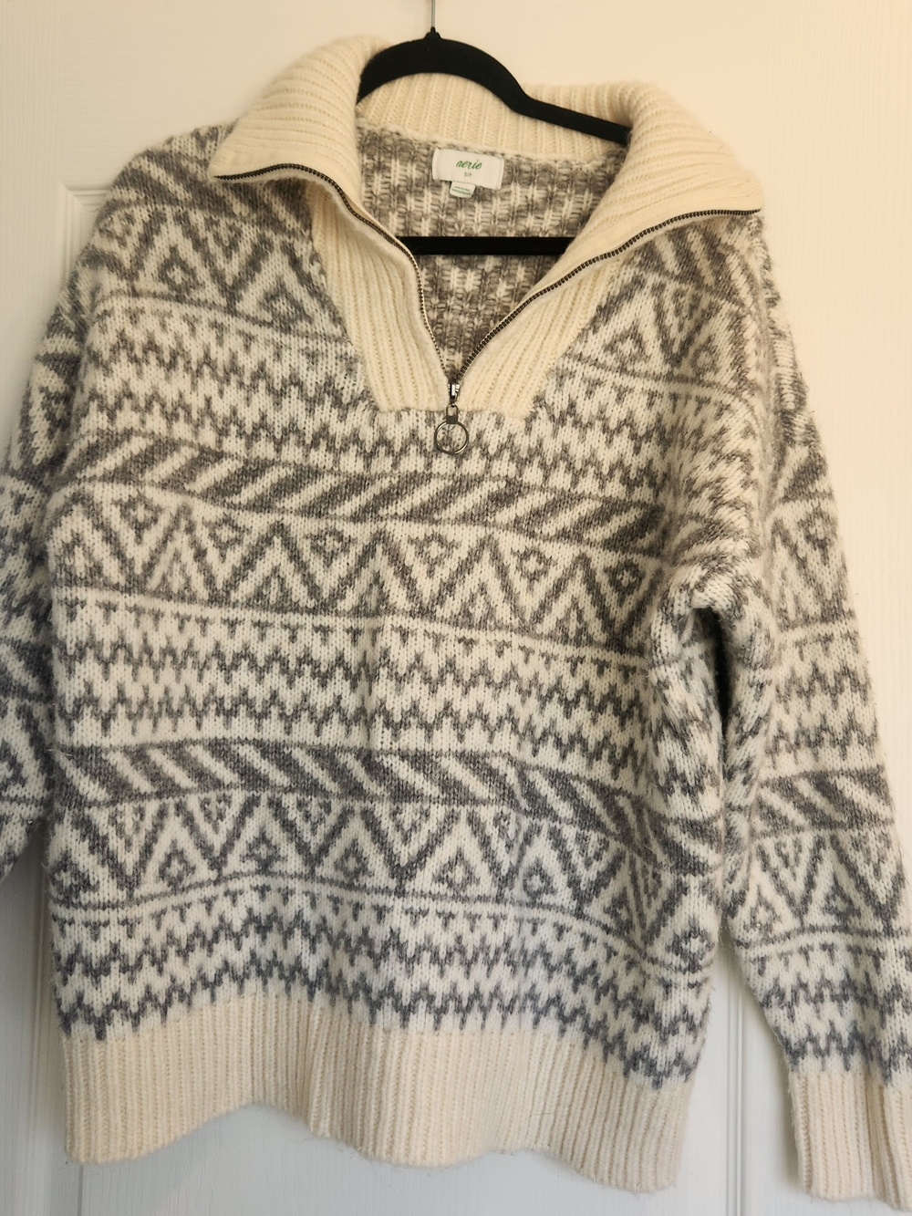 aerie Cream and Gray Half-Zip Sweater S Euc